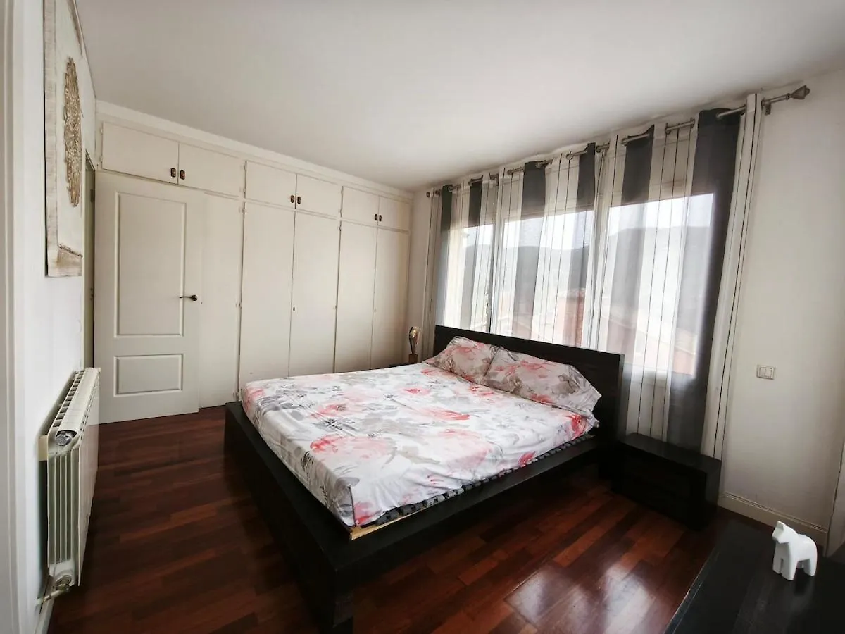 Luxury Villa In Vallromanes - Mountain Views, Pool, Close To Barcelona And The Beach
