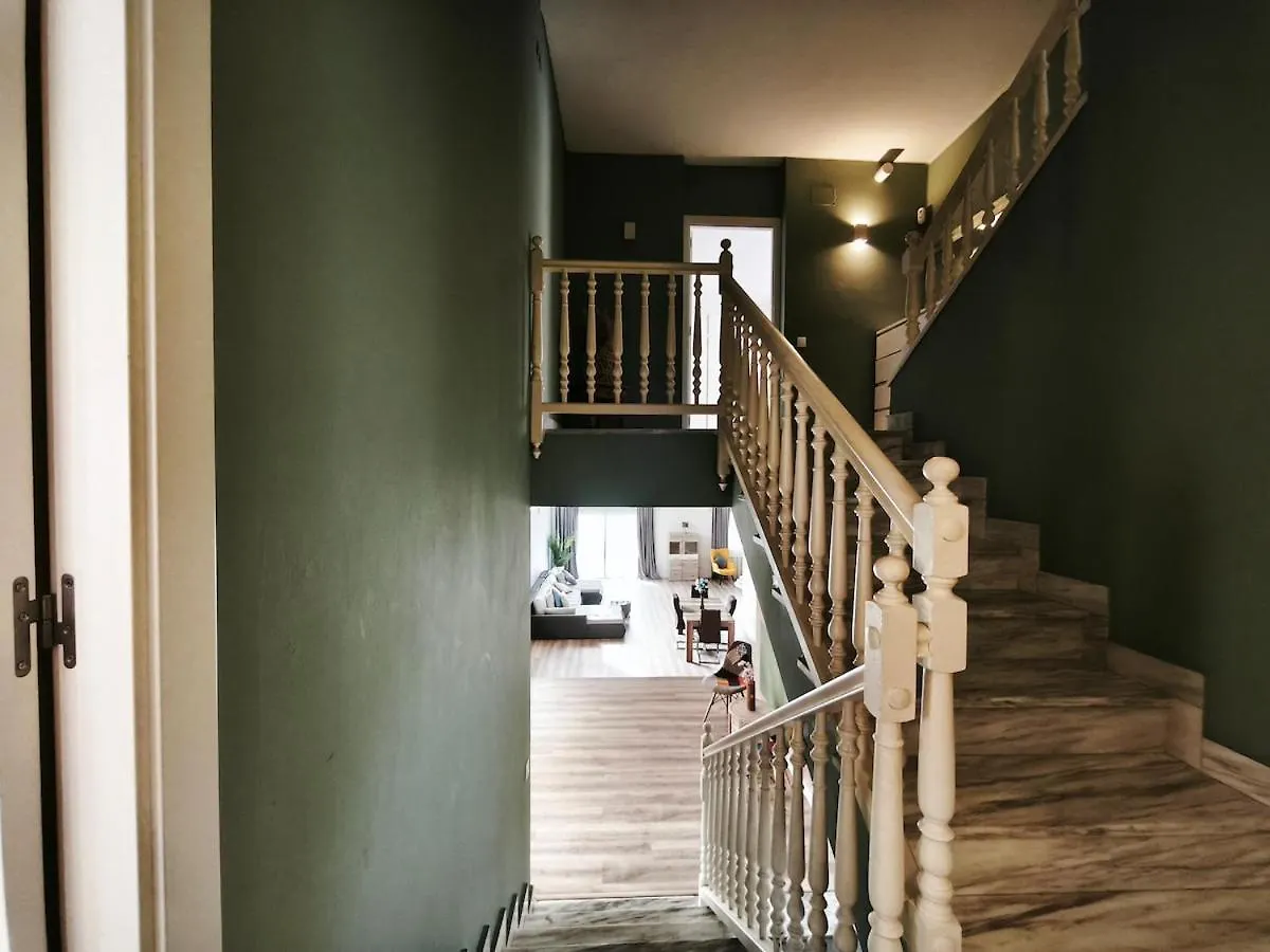 Luxury Villa In Vallromanes - Mountain Views, Pool, Close To Barcelona And The Beach